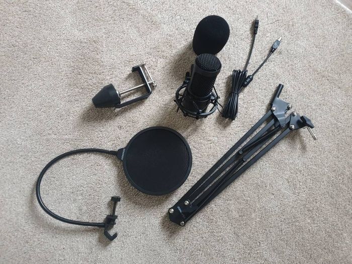 USB condenser microphone