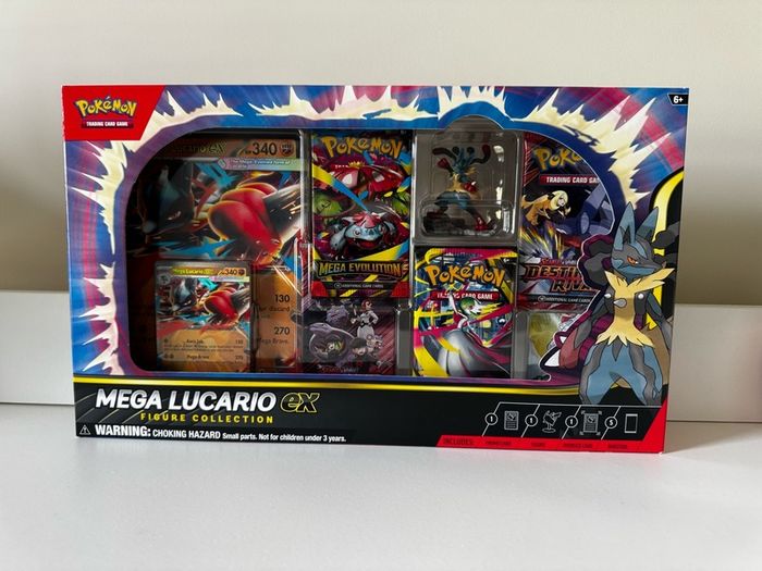 Mega Lucario ex Figure Collection