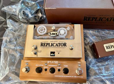 T-Rex Replicator Dluxe