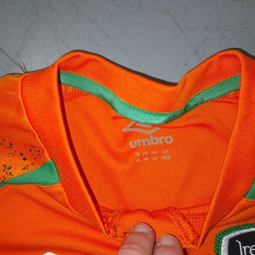 FREE POST Kids Republic of Ireland (9-10 Years) Jersey Shirt Umbro Away Orange  Soccer Football Eire Irish St Patricks Day Paddys Childs Childrens Boys Girls