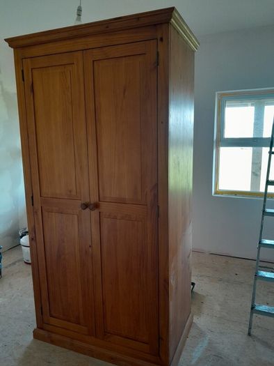 wardrobe