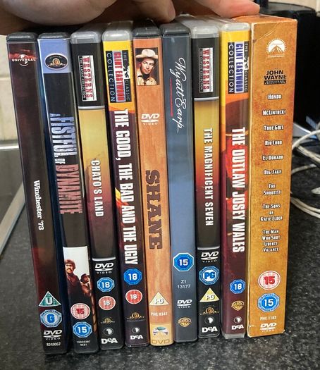 Classic Western DVD Mega Bundle - 17 Movie Collection (John Wayne Boxset, Clint Eastwood)