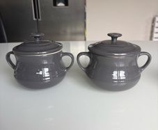 le creuset bean pots/soup bowls