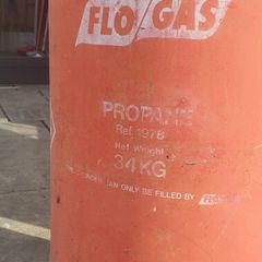 Gas cylinder large