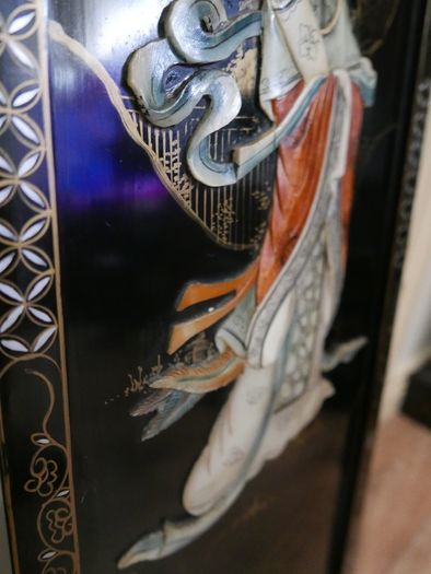 Vintage large Japanese Mother of Pearl Wall Panel / Black Lacquer Geisha Warrior & Floral ORIENTAL WALL ART