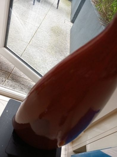 Sturdy ceramic vase