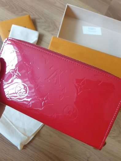 Louis Vuitton wallet