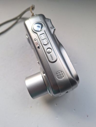 Samsung Digimax A4 compact digital camera