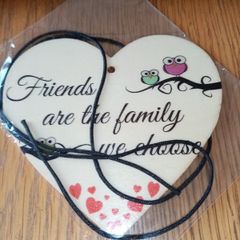 bnwt wooden heart friend