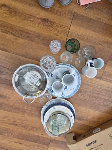 Free dishes and glasses. Will be gone to the charity shop if not requested today