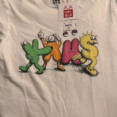 kaws Uniqlo t-shirt