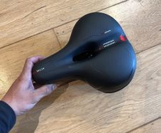 Comfortable wide Saddle (gel and ventilated)