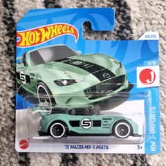 Hot Wheels - 15 Mazda MX-5 Miata