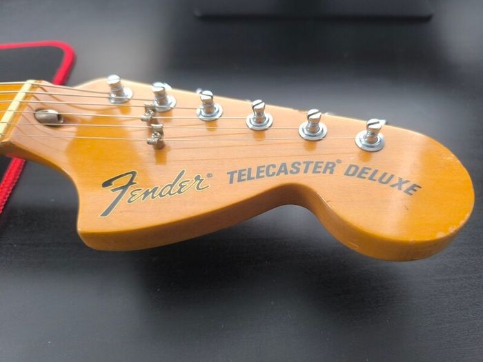 Fender classic series 72 telecaster deluxe