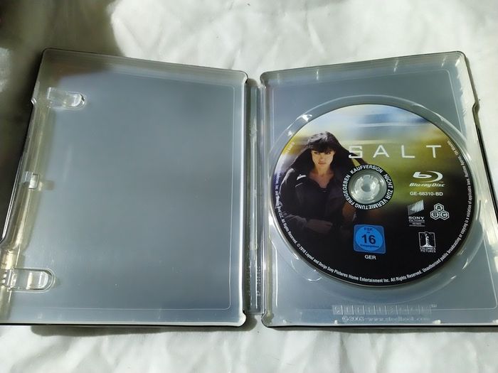 Salt Steelbook Blu-ray