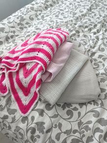 baby blankets and pregnancy pillow