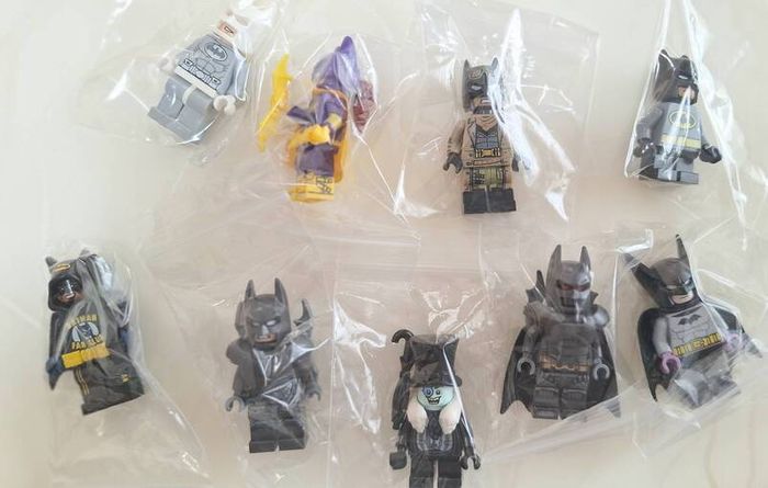 Lego Minifigures - Marvel & DC
