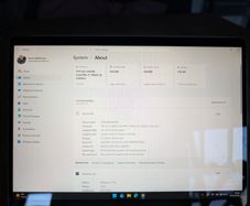 Microsoft Surface Pro 8 i7 Like New
