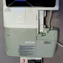 Epson projector EB-455Wi