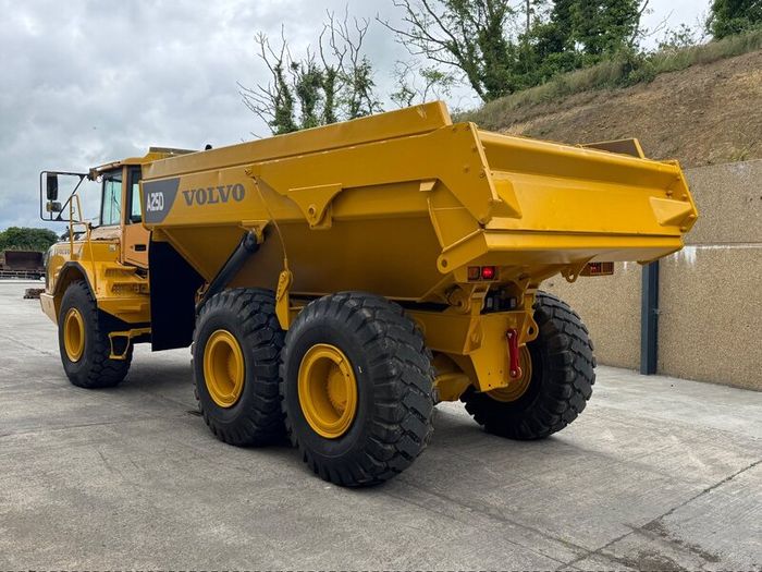 2007 Volvo A25D 6x6 dumper, tailgate,