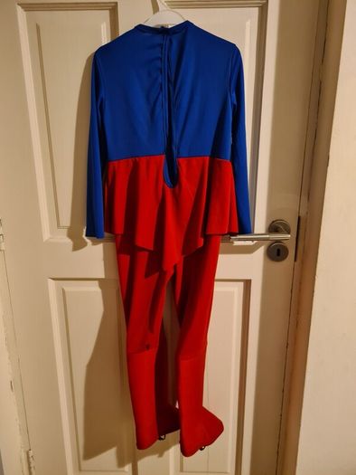 Supergirl costume 7-8 years
