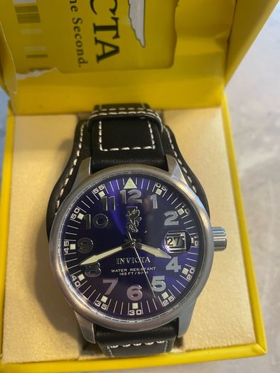 Invicta Men Watch Blue Dial Boxed Pristine Condition
