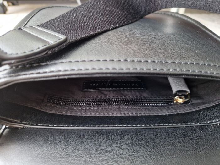 Tommy Hilfiger handbag