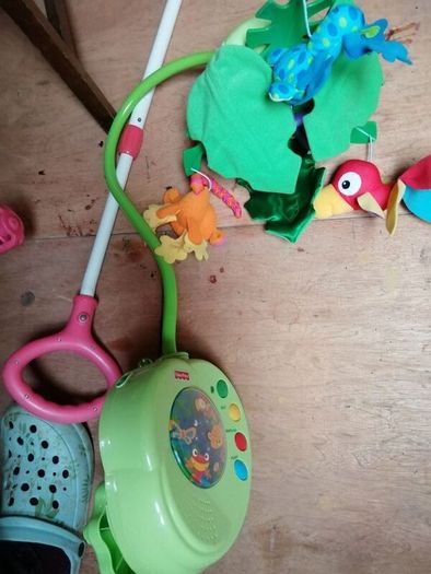 2 nursery mobiles