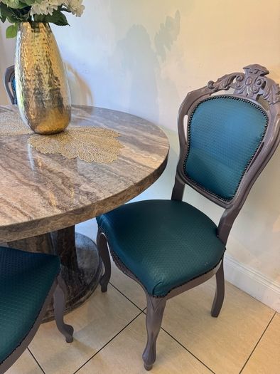 Beautiful Italian Marble table with 4 chairs