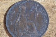 Great Britain UK 1928 One Penny George V Coin - free standard postage