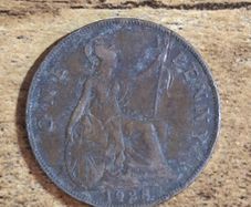 Great Britain UK 1928 One Penny George V Coin - free standard postage