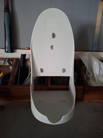 Iron holder