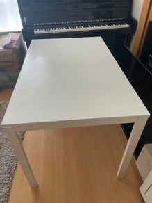 Extendable Dining Table