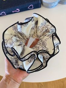 Scrunchie