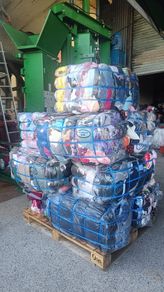 Bulk textiles clean clothes