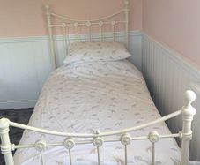 Metal frame single beds