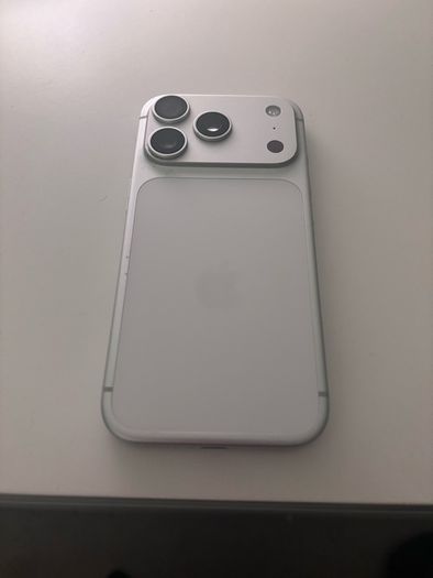 iPhone 17 Pro