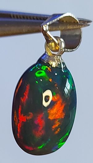 Ethiopian Fire Opal Pendant 2.7 ct on 925 Silver