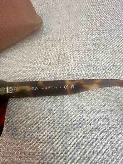 Rayban sun glasses wayfarer