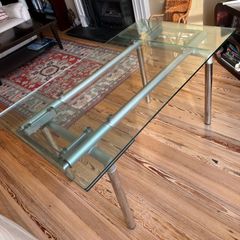 Glass kitchen table - Extendable