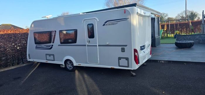 Caravan  Corona Compass Club Class 6 berth 576