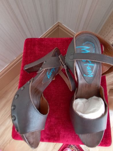 Designer Size 5  Reduced