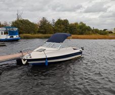 Bayliner Capri 1925