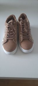 Ladies trainers