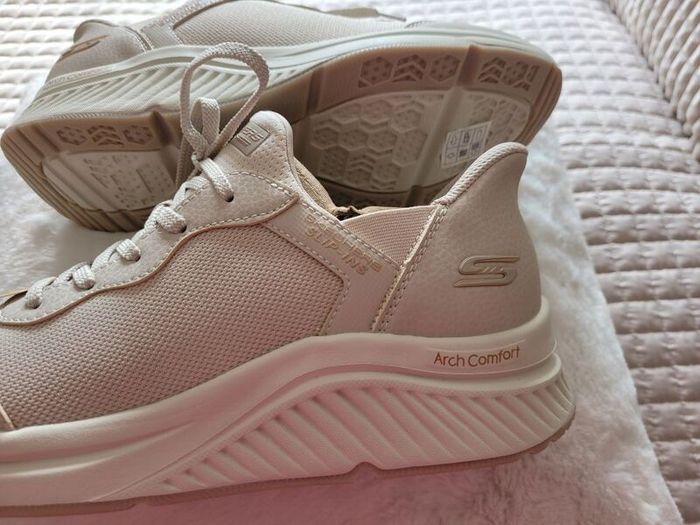 Skechers New 6.5