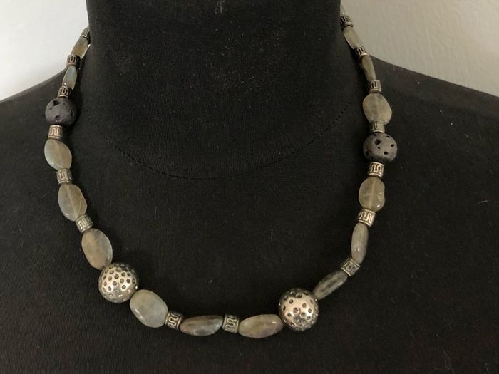 Teng yue necklace and bracelet set