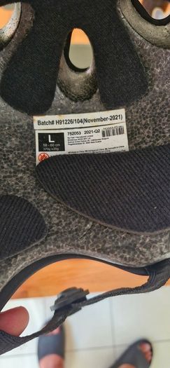 Skate/ bike helmet with pads