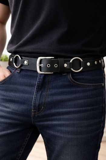 Unisex Black Leather Ring Belt Punk Gothic O-Ring Belt with Silver Buckle for Men & Women