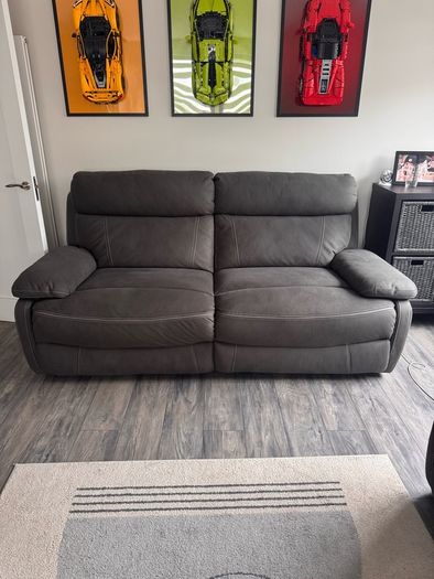 Couch Hardy 3 Seater x2