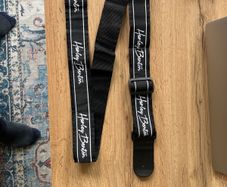 Harley Benton guitar strap